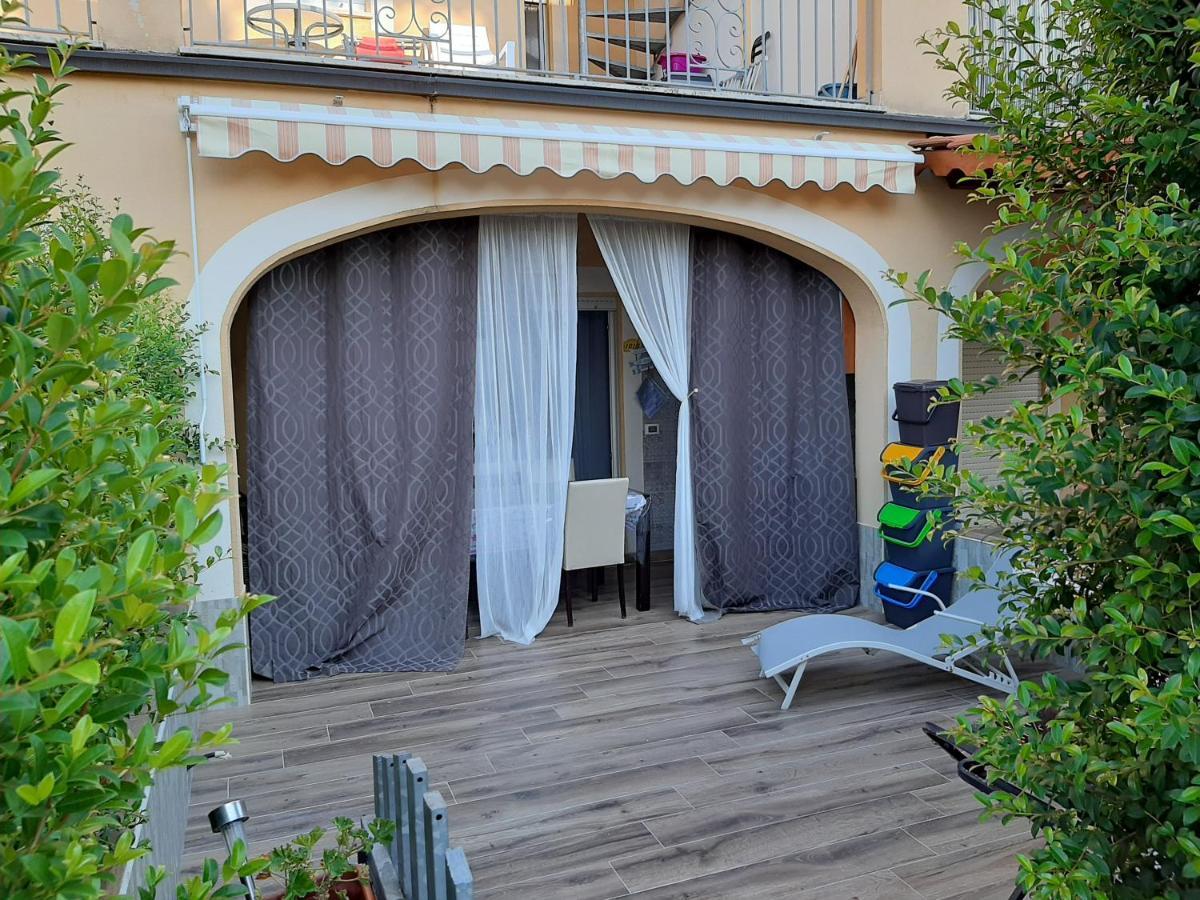Sonia Pizzo Beach Club Apartamento Exterior foto